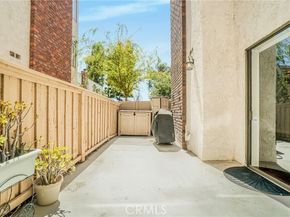 17140 Burbank Boulevard 105, Encino (los Angeles) CA 91316