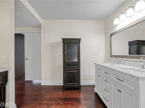 17140 Burbank Boulevard 105, Encino (los Angeles) CA 91316