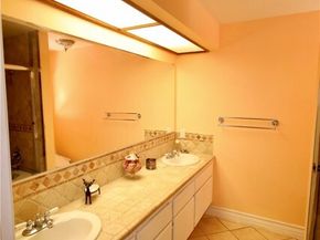 14030 Simshaw, Sylmar (los Angeles) CA 91342