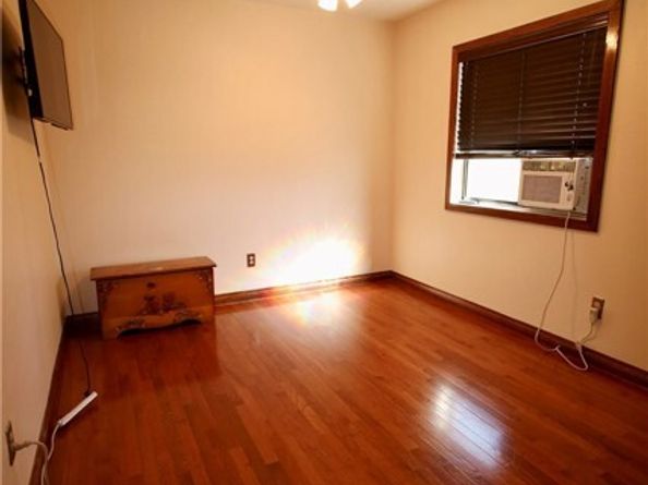 14030 Simshaw, Sylmar (los Angeles) CA 91342