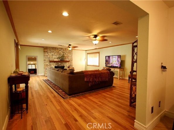 14030 Simshaw, Sylmar (los Angeles) CA 91342