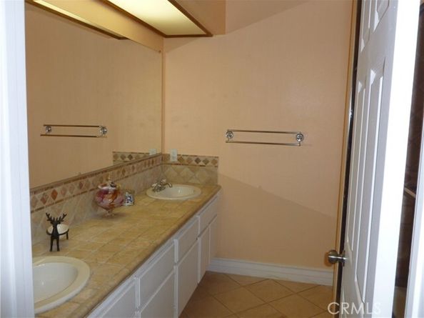 14030 Simshaw, Sylmar (los Angeles) CA 91342