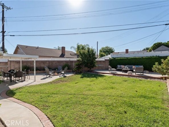 9309 Swinton, North Hills (los Angeles) CA 91343