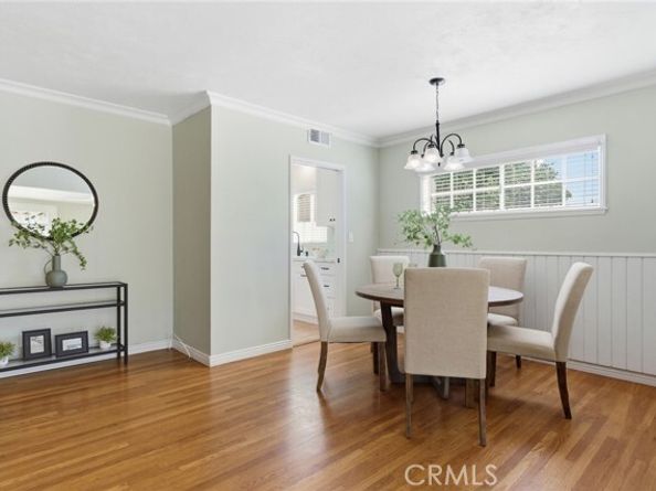 9309 Swinton, North Hills (los Angeles) CA 91343