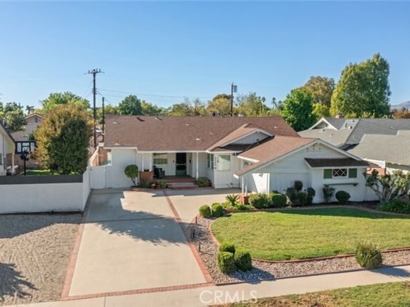 9309 Swinton, North Hills (los Angeles) CA 91343