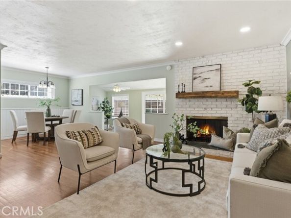 9309 Swinton, North Hills (los Angeles) CA 91343