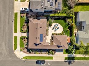 23040 Burton, West Hills (los Angeles) CA 91304