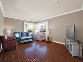 23040 Burton, West Hills (los Angeles) CA 91304