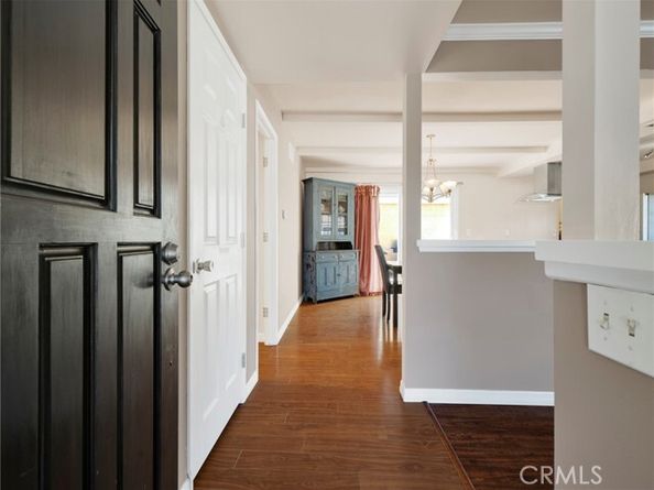 23040 Burton, West Hills (los Angeles) CA 91304