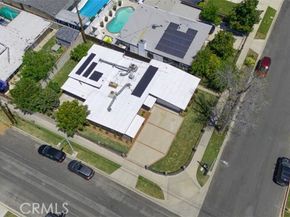 18027 Hatton Street, Reseda (los Angeles) CA 91335