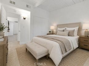 18027 Hatton Street, Reseda (los Angeles) CA 91335