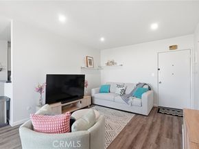 5414 Newcastle Avenue 50, Encino (los Angeles) CA 91316