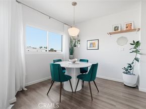 5414 Newcastle Avenue 50, Encino (los Angeles) CA 91316