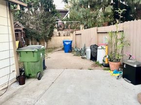 13930 Olive Grove, Sylmar (los Angeles) CA 91342