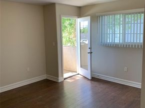 17088 Chatsworth Street, Granada Hills (los Angeles) CA 91344