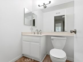 20120 Runnymede Street 17, Winnetka (los Angeles) CA 91306