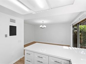 20120 Runnymede Street 17, Winnetka (los Angeles) CA 91306