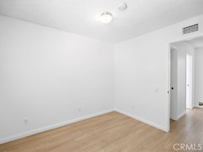 20120 Runnymede Street 17, Winnetka (los Angeles) CA 91306