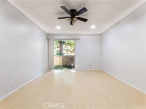7800 Topanga Canyon 212, Canoga Park (los Angeles) CA 91304