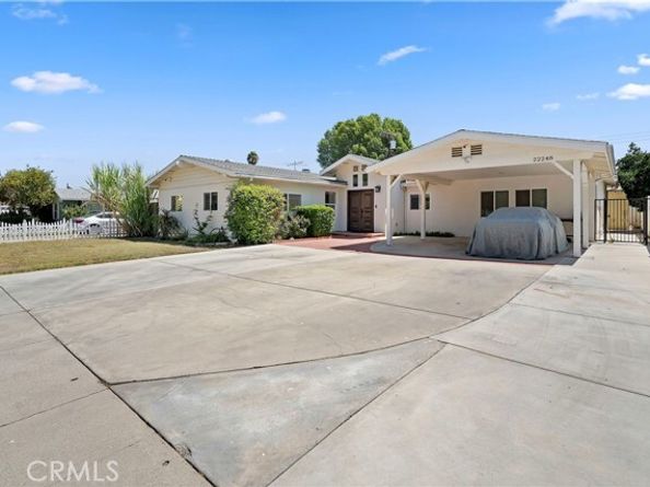 22248 Leadwell, Los Angeles CA 91303