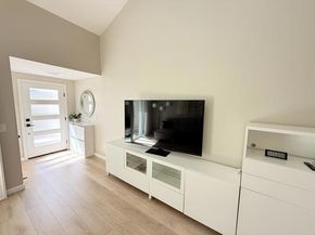 6209 Caminito Araya, San Diego CA 92122