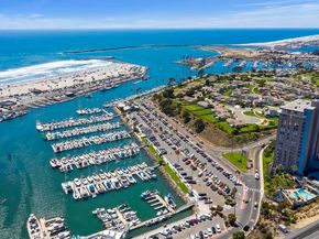 1200 Harbor 15B, Oceanside CA 92054