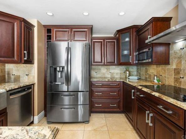 1200 Harbor 15B, Oceanside CA 92054