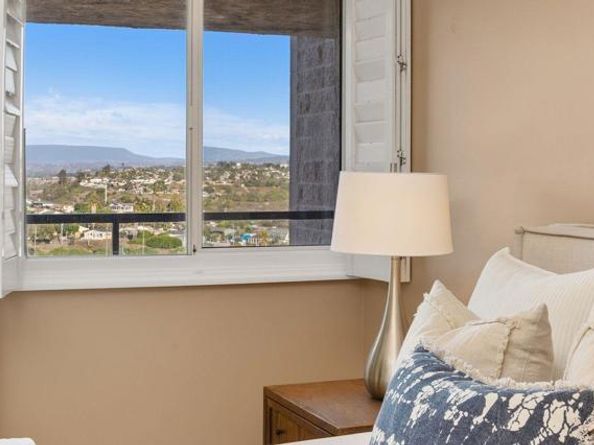 1200 Harbor 15B, Oceanside CA 92054