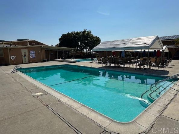 3808 Vista Campana 42, Oceanside CA 92057