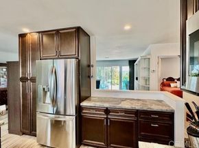 3808 Vista Campana 42, Oceanside CA 92057
