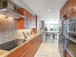 7981 Caminito Del Cid, La Jolla (san Diego) CA 92037