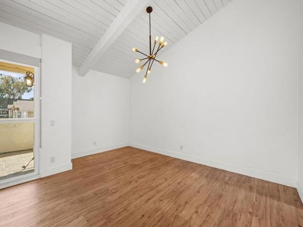 7500 Viejo Castilla Way 9, Carlsbad CA 92009
