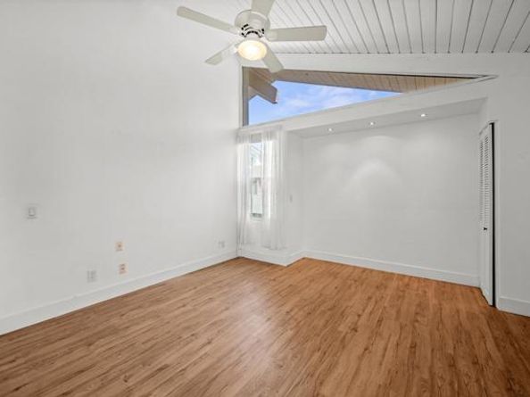 7500 Viejo Castilla Way 9, Carlsbad CA 92009