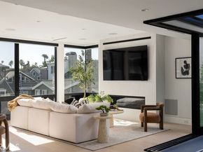 2501 Seaview Avenue, Corona Del Mar (newport Beach) CA 92625