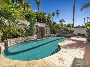 6 Harbor Pointe Drive, Corona Del Mar (newport Beach) CA 92625