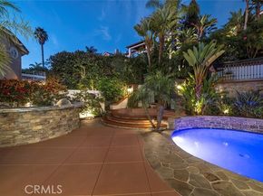 6 Harbor Pointe Drive, Corona Del Mar (newport Beach) CA 92625