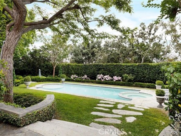 1 San Mateo Way, Corona Del Mar (newport Beach) CA 92625