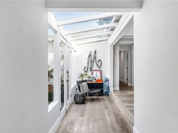 5754 Satsuma Avenue, North Hollywood (los Angeles) CA 91601