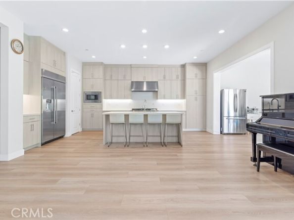 111 Hill, Lake Forest (el Toro) CA 92630