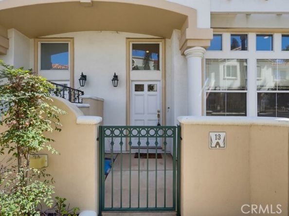 1516 Cravens 13, Torrance CA 90501