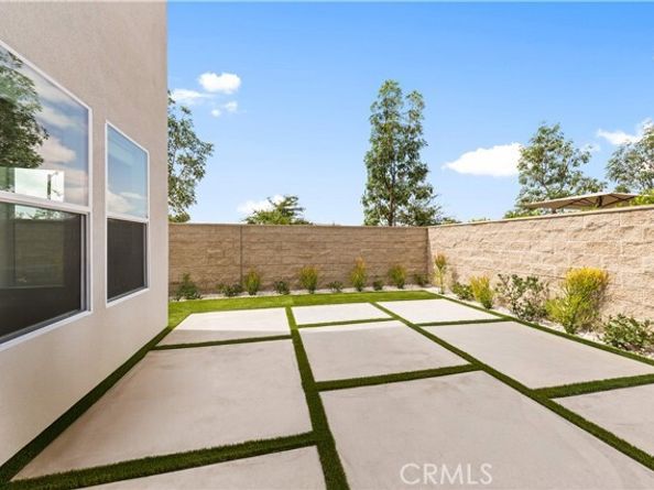 121 Reyes Alley, Lake Forest (el Toro) CA 92630