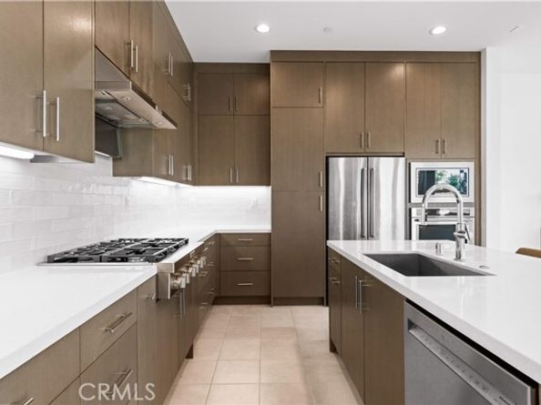 121 Reyes Alley, Lake Forest (el Toro) CA 92630