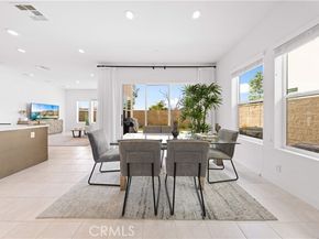 121 Reyes Alley, Lake Forest (el Toro) CA 92630
