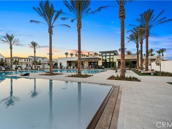 121 Reyes Alley, Lake Forest (el Toro) CA 92630
