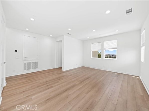 121 Reyes Alley, Lake Forest (el Toro) CA 92630