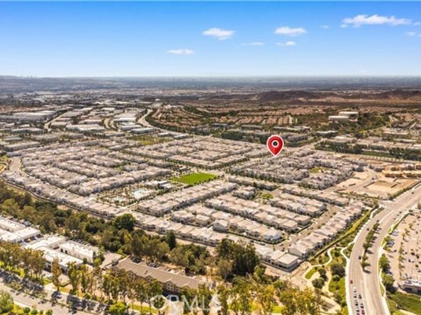121 Reyes Alley, Lake Forest (el Toro) CA 92630