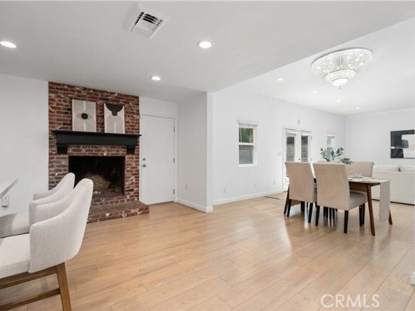 5732 Wilbur Avenue, Tarzana (los Angeles) CA 91356