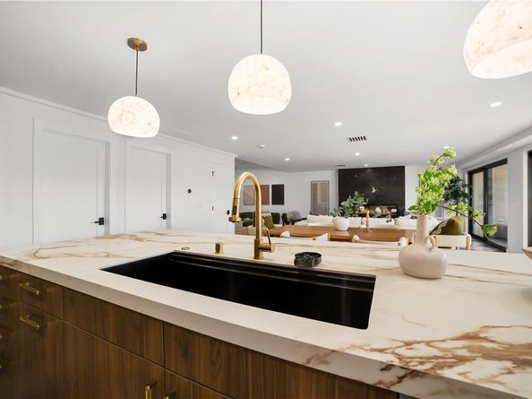 5 Curl, Corona Del Mar (newport Beach) CA 92625