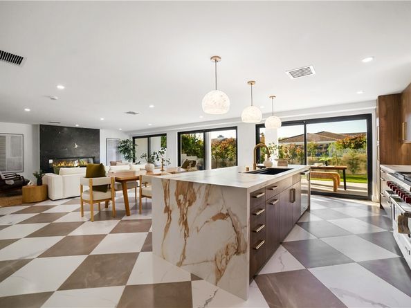 5 Curl, Corona Del Mar (newport Beach) CA 92625