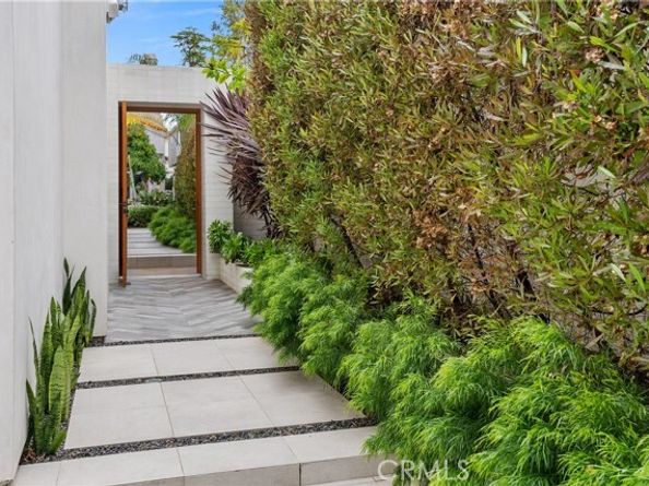 319 Jasmine, Corona Del Mar (newport Beach) CA 92625